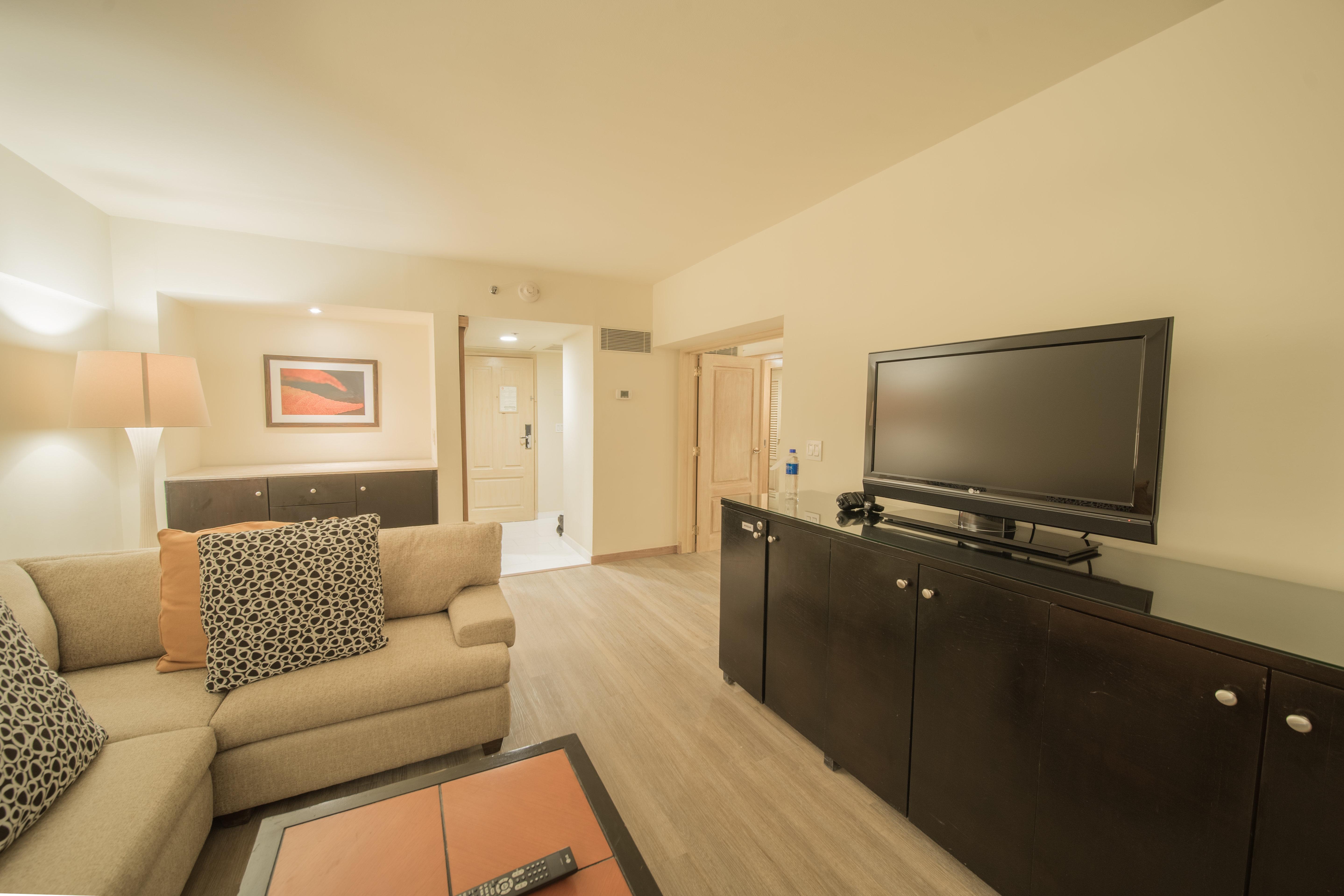 מלון Real Intercontinental San Salvador By Ihg מראה חיצוני תמונה